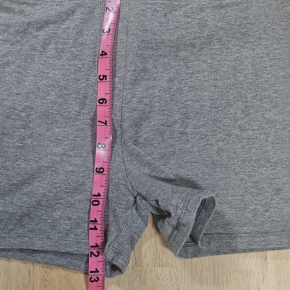 Gray Stretchy Shorts - Picture 6 of 7